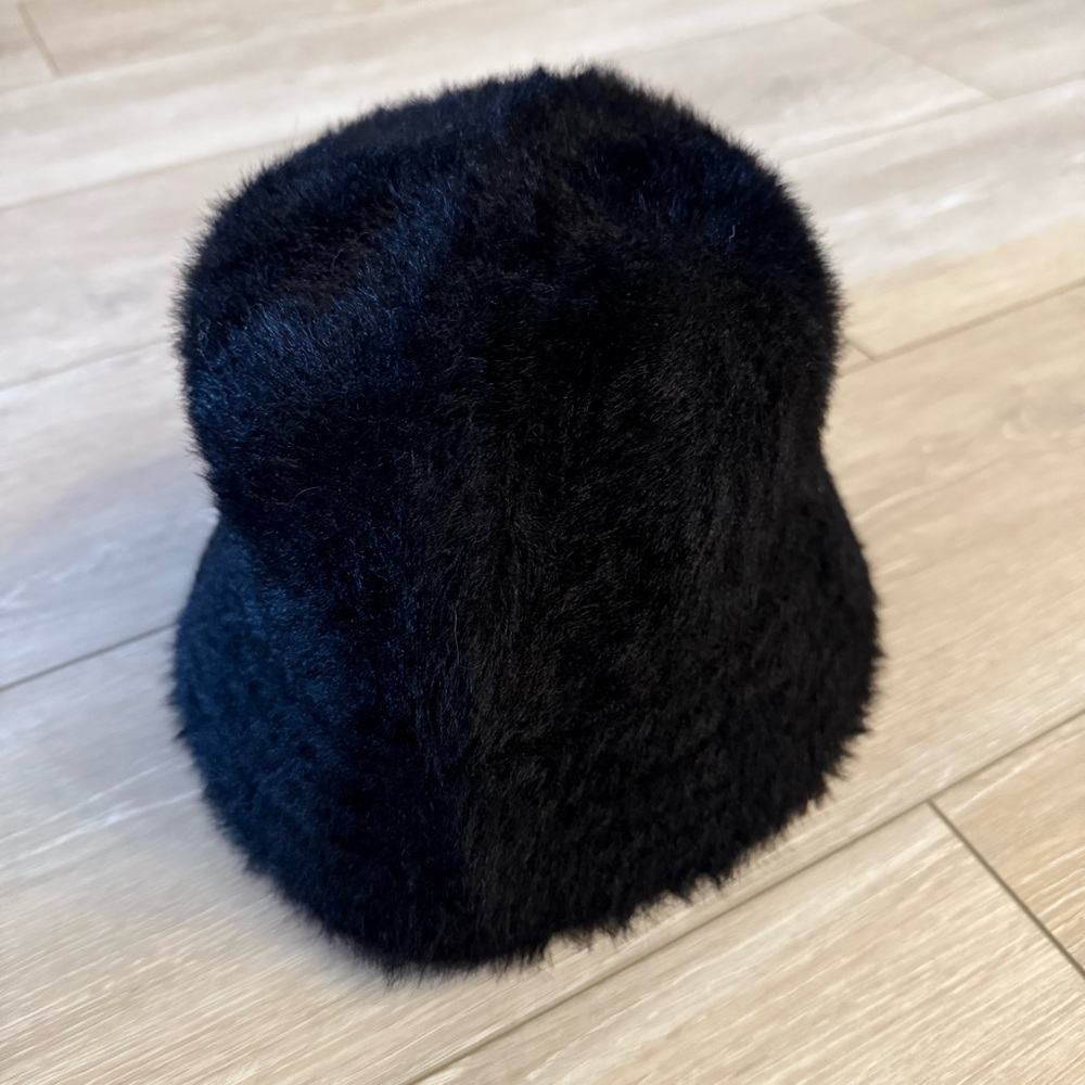 Urban outfitters black Fuzzy Bucket Hat - Picture 7 of 8